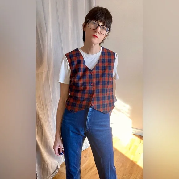 Vintage Plaid Vest - Picture 5 of 12